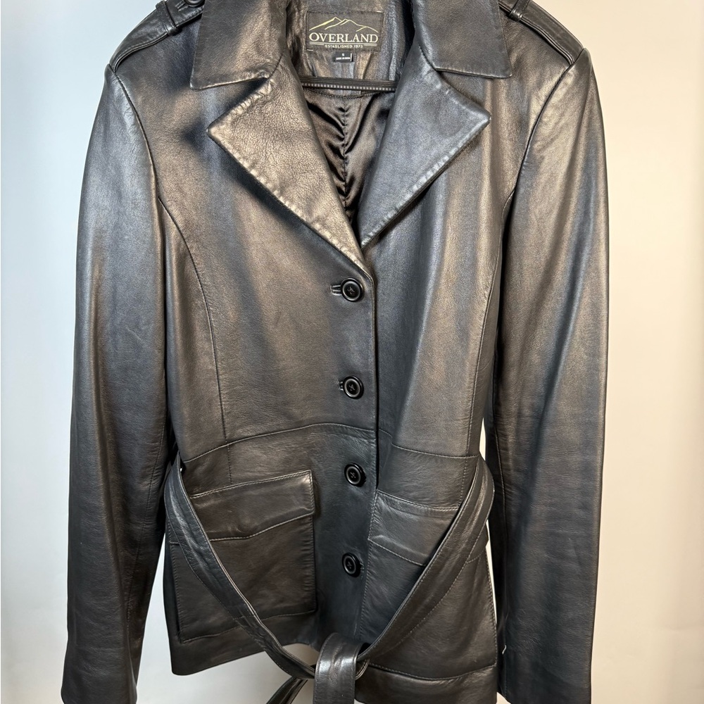 Overland Women's Sleek Black Leather Jacket